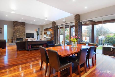 Property photo of 122 Linacre Road Hampton VIC 3188