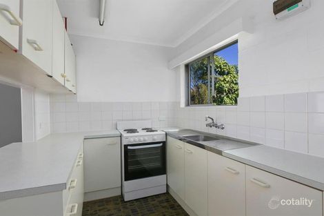 Property photo of 1/9-11 Bouganvillea Street Holloways Beach QLD 4878