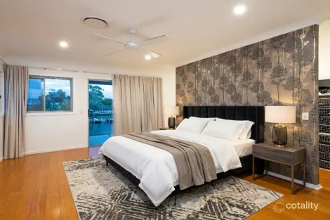 Property photo of 2/10 Vaggelas Crescent Biggera Waters QLD 4216