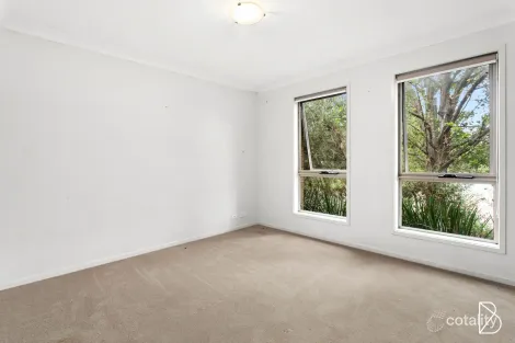 Property photo of 112 Oodgeroo Avenue Franklin ACT 2913