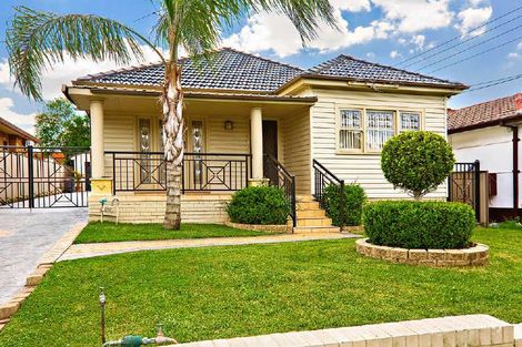 138 Rawson Rd, Greenacre, NSW 2190
