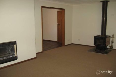 Property photo of 16 Jasprizza Avenue Young NSW 2594