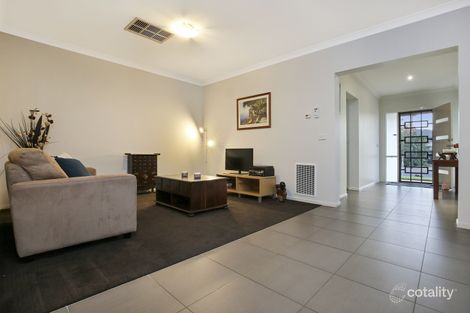 Property photo of 37 Axebridge Circuit Epping VIC 3076