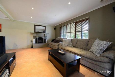 Property photo of 21 Pardalote Avenue Carrum Downs VIC 3201