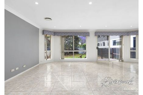 Property photo of 14 Billabong Street Pendle Hill NSW 2145