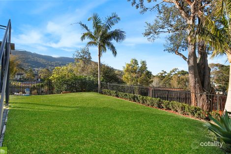 Property photo of 15 Ian Bruce Crescent Balgownie NSW 2519