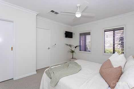 Property photo of 2/25 Burragah Way Duncraig WA 6023