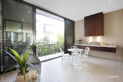 Property photo of 10 Magistrates Walk East Melbourne VIC 3002
