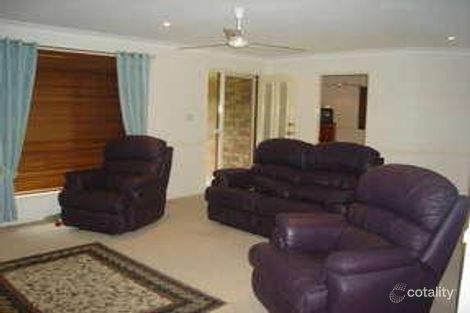 Property photo of 4 Elm Close Sinnamon Park QLD 4073