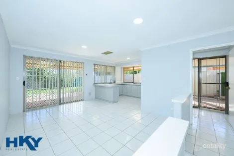 Property photo of 17 Edwards Entrance Stratton WA 6056