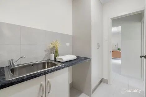 Property photo of 18 Burleigh Avenue Pennington SA 5013