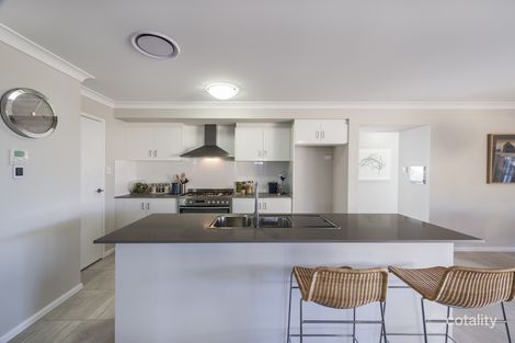 Property photo of 43 Newbery Chase Yea VIC 3717