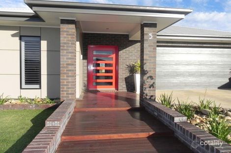 Property photo of 5 Hakea Street Swan Hill VIC 3585