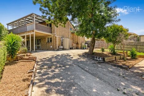 Property photo of 67 Meadowgate Drive Chirnside Park VIC 3116
