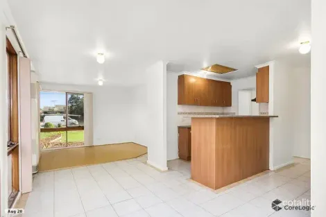 Property photo of 16 Rosella Avenue Werribee VIC 3030