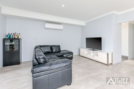 Property photo of 8 Grapestone Road Piara Waters WA 6112