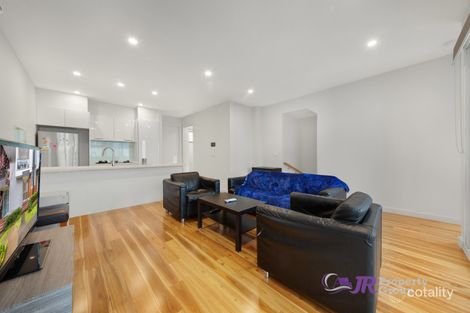 Property photo of 11/5 Hay Street Box Hill South VIC 3128