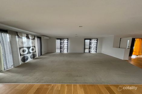 Property photo of 9/8 Sherdley Green Caroline Springs VIC 3023