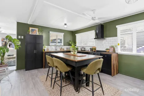 Property photo of 282 Dempsey Street Koongal QLD 4701