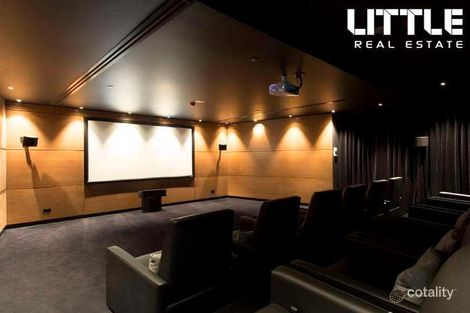 Property photo of 810/227 Toorak Road South Yarra VIC 3141