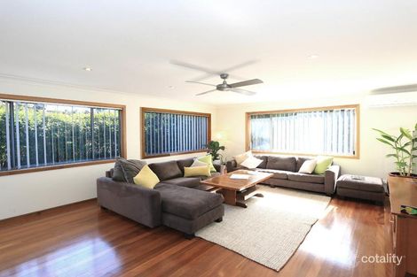 Property photo of 5 Bertana Crescent Warriewood NSW 2102