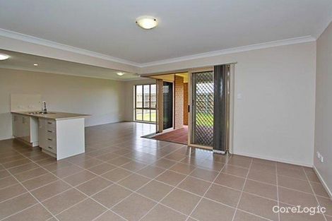 Property photo of 32 Stega Place Wynnum West QLD 4178