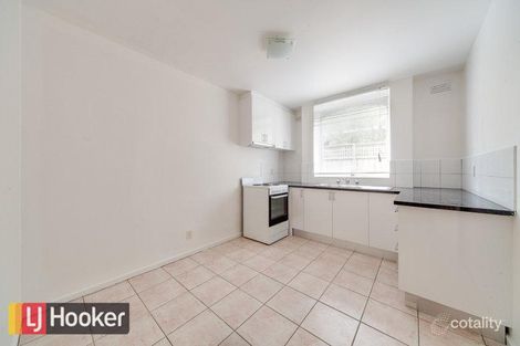 Property photo of 1/6 St James Avenue Springvale VIC 3171