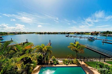 518 Oyster Cove Prom, Helensvale, QLD 4212