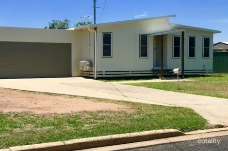 3 Bauhinia St, Blackwater, QLD 4717