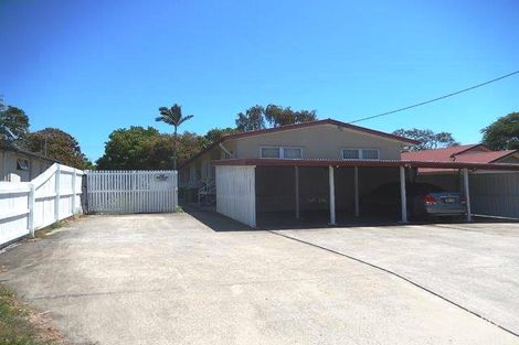 1/15a Thompson St, Silkstone, QLD 4304