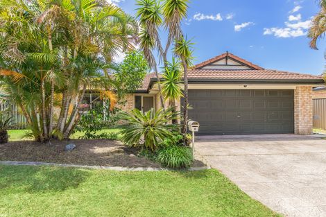 Property photo of 8 Dunedin Close Merrimac QLD 4226