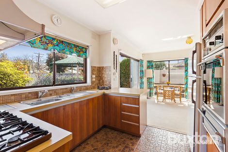 Property photo of 28 Queens Square Sandringham VIC 3191