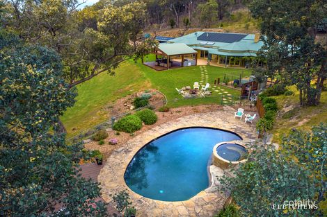 55 Menzies Rd, Kangaroo Ground, VIC 3097