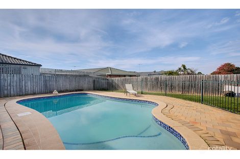 Property photo of 35 Strzlecki Drive Horningsea Park NSW 2171