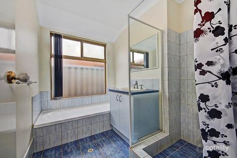 Property photo of 16 Lonsdale Crescent Waikiki WA 6169