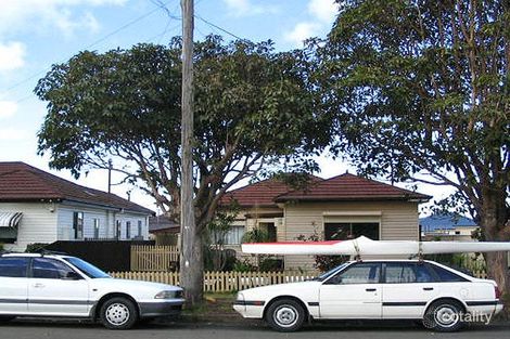 13 Donald St, Fairy Meadow, NSW 2519