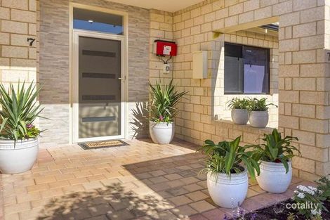 7/21 Oakmont Ave, Meadow Springs, WA 6210