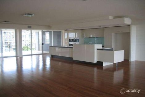Property photo of 34/98 Thorn Street Kangaroo Point QLD 4169