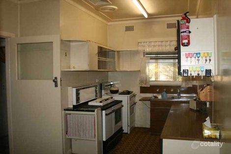 Property photo of 3 Robert Street Tenambit NSW 2323