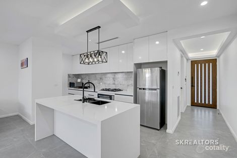 Property photo of 74 Gossia Avenue Craigieburn VIC 3064