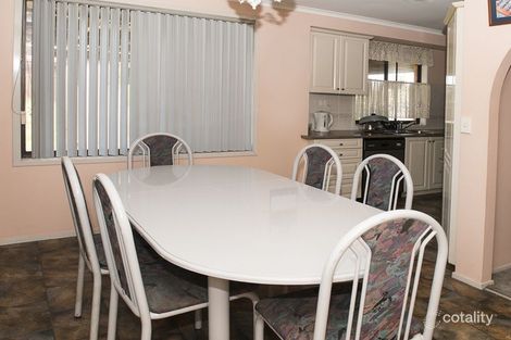 Property photo of 8 Dark Close Edensor Park NSW 2176