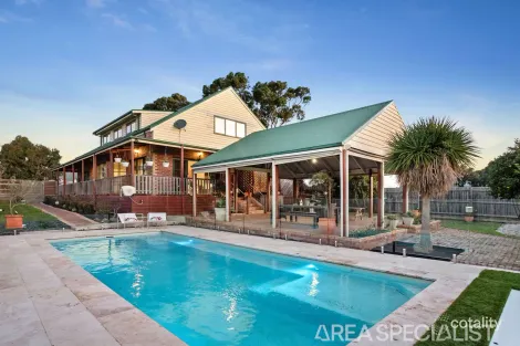 16 CORIANDER CT, LANGWARRIN, VIC 3910