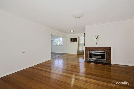 Property photo of 4 Sunhill Crescent Ardeer VIC 3022