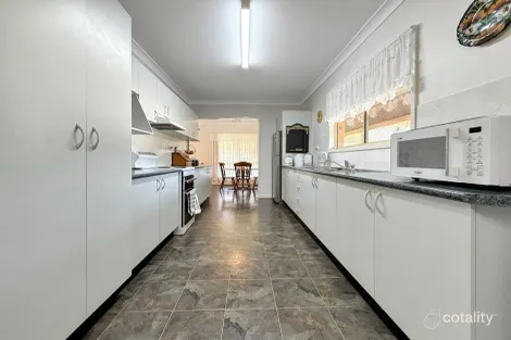 Property photo of 64 Friends Lane Young NSW 2594