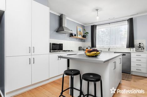 Property photo of 1 Highview Drive Mooroolbark VIC 3138