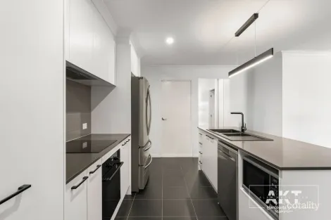 Property photo of 17 Flinders Drive Yarrabilba QLD 4207