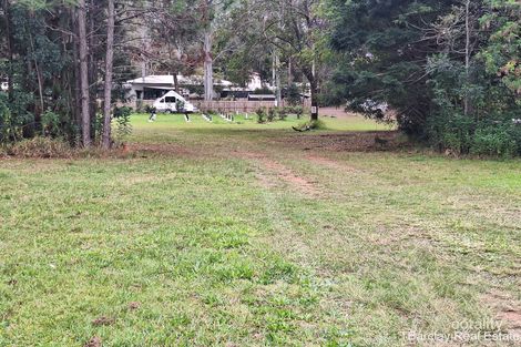 23 Betty St, Macleay Island, QLD 4184