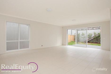 Property photo of 21 Cresswick Walk Moorebank NSW 2170