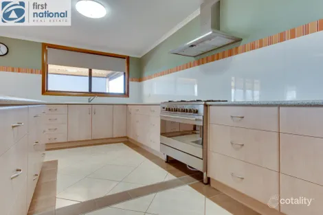 Property photo of 2 Spratt Court Commissariat Point SA 5700