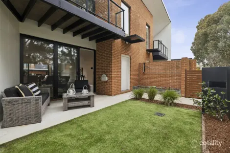 31/1 Rowland Rees Cres, Greenway, ACT 2900